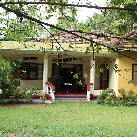 Abberny Villa Midigama Timur Bagian luar foto