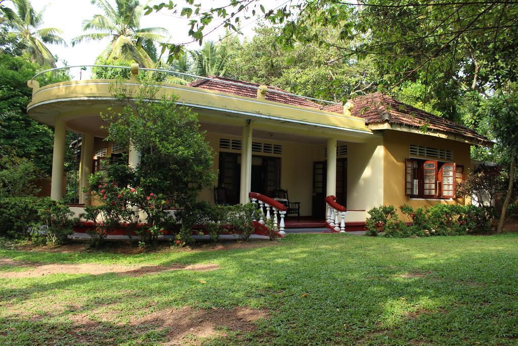 Abberny Villa Midigama Timur Ruang foto