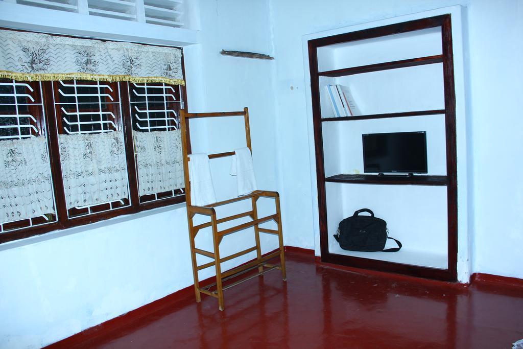 Abberny Villa Midigama Timur Bagian luar foto